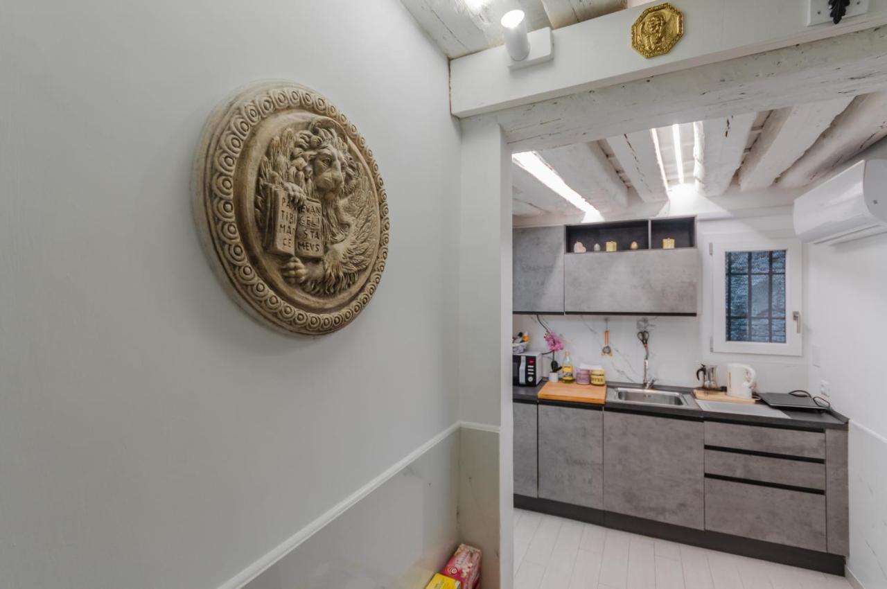 Palazzo Dolfin - Piazza San Marco Lovely Apartment 威尼斯 外观 照片